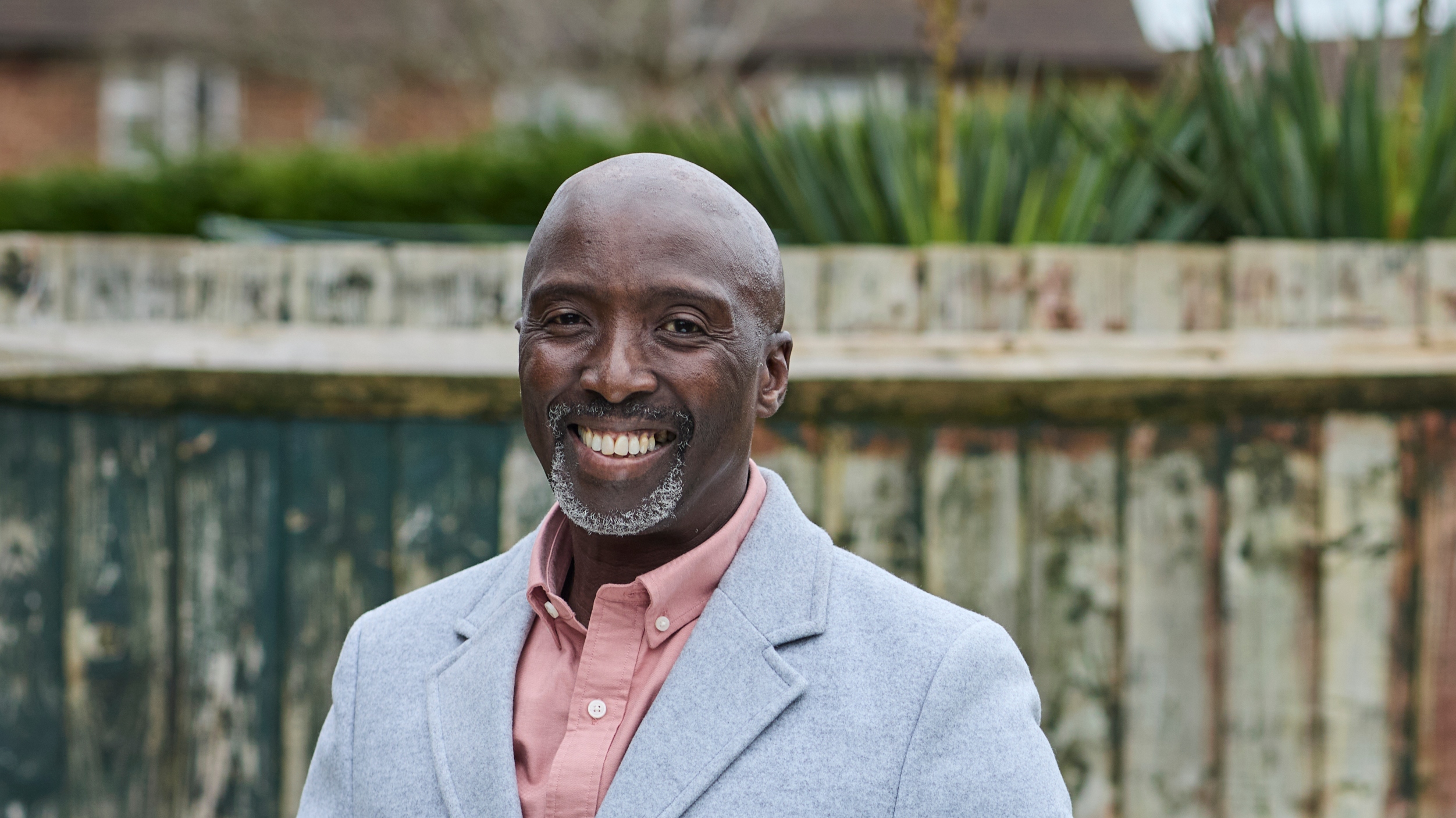 Headshot of Julius Manyoni
