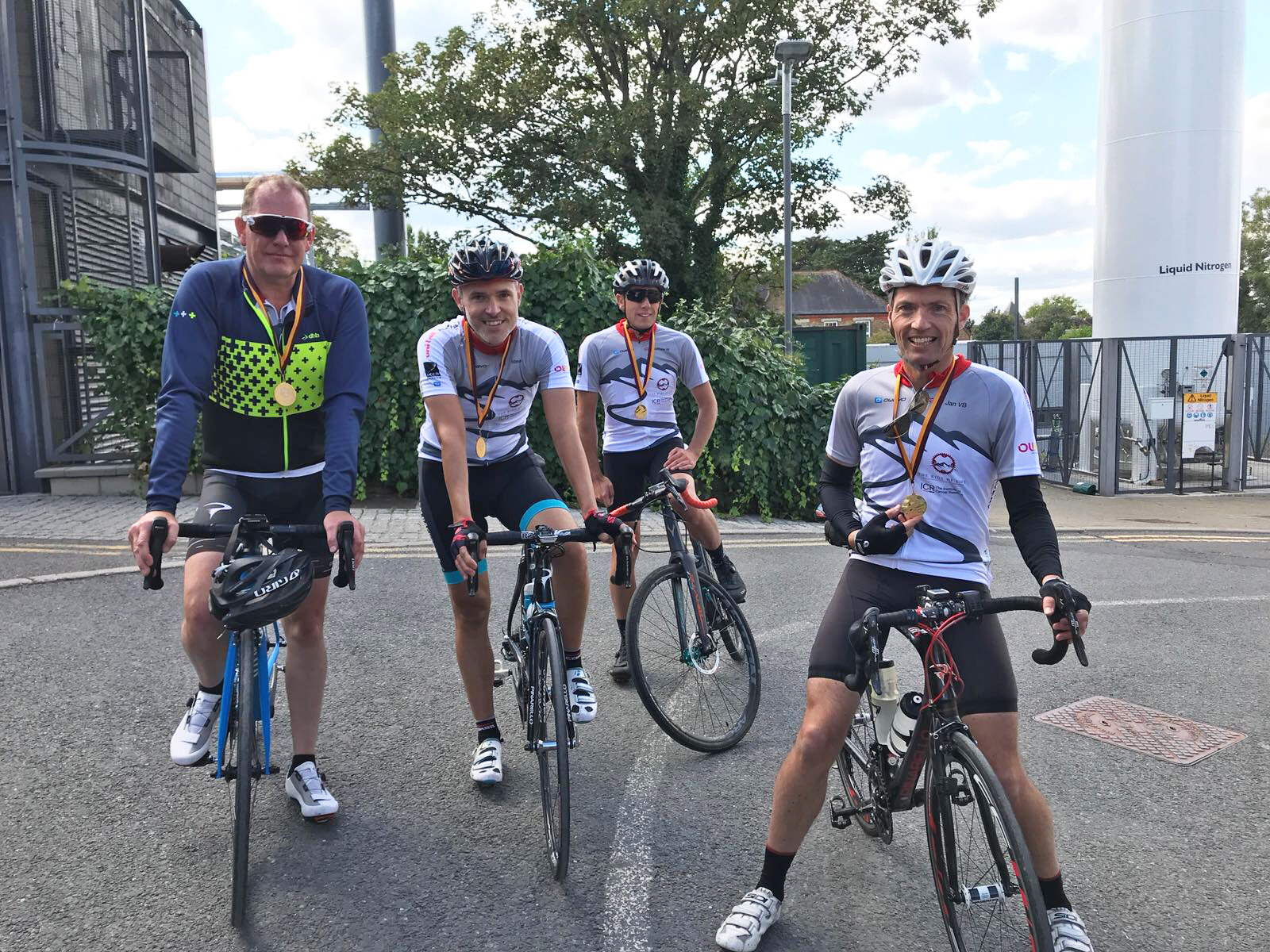 Ride of life 2018 group shot with medals